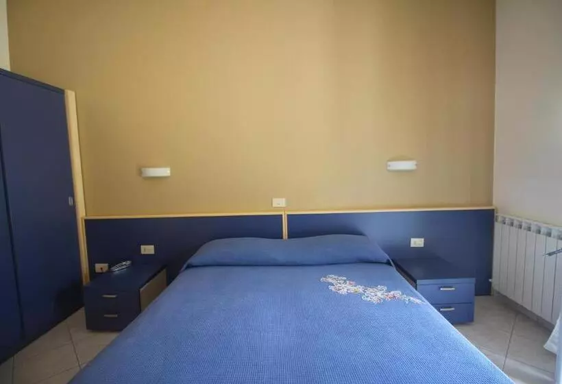 ホテル Albergo La Mimosa