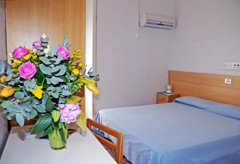 ホテル Albergo La Sirenella
