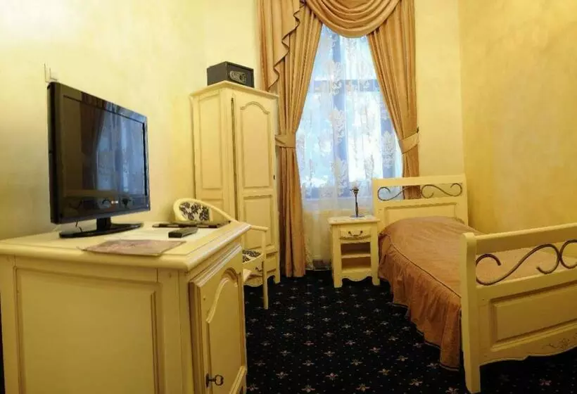 Hotel Carol   Vatra Dornei