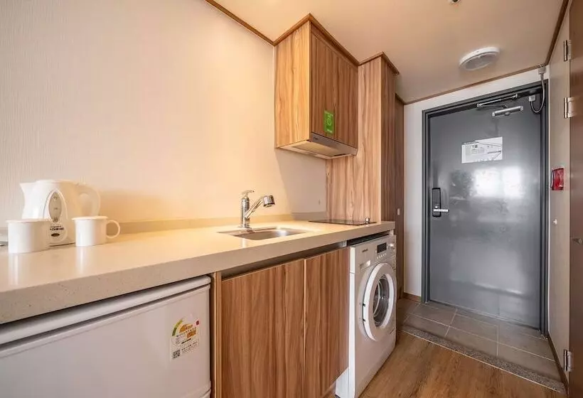 Hotelli Rest Seogwipo