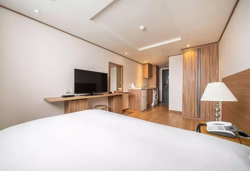 Hotelli Rest Seogwipo