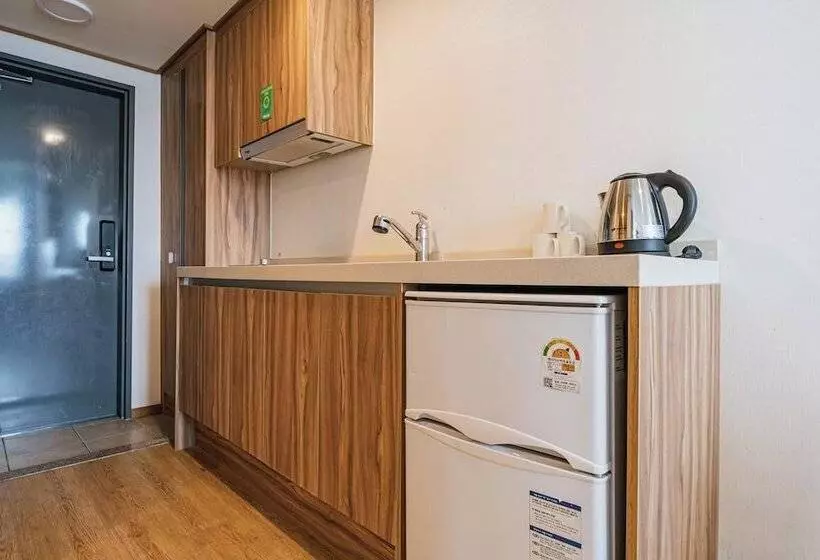 Hotelli Rest Seogwipo