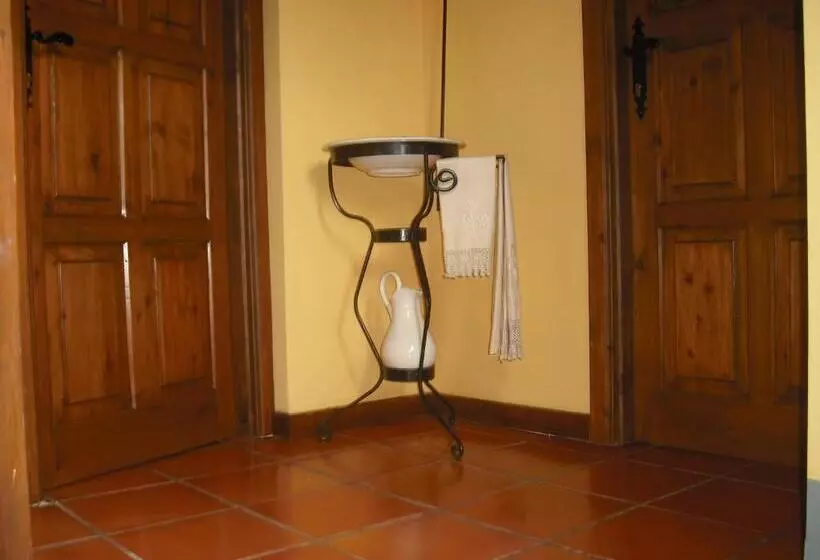 پانسیون Casa De Oria
