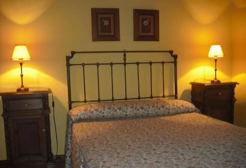 پانسیون Casa De Oria