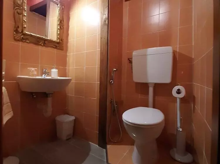 ホテル B&b La Locanda Del Cinghiale