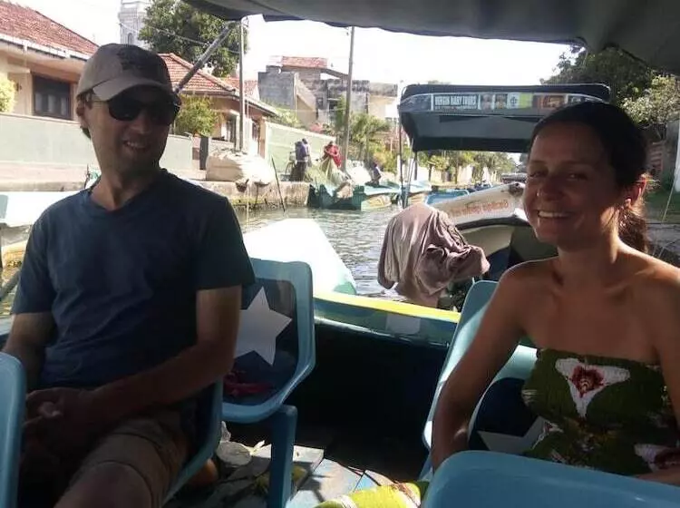 هتل Gloriya Mathews