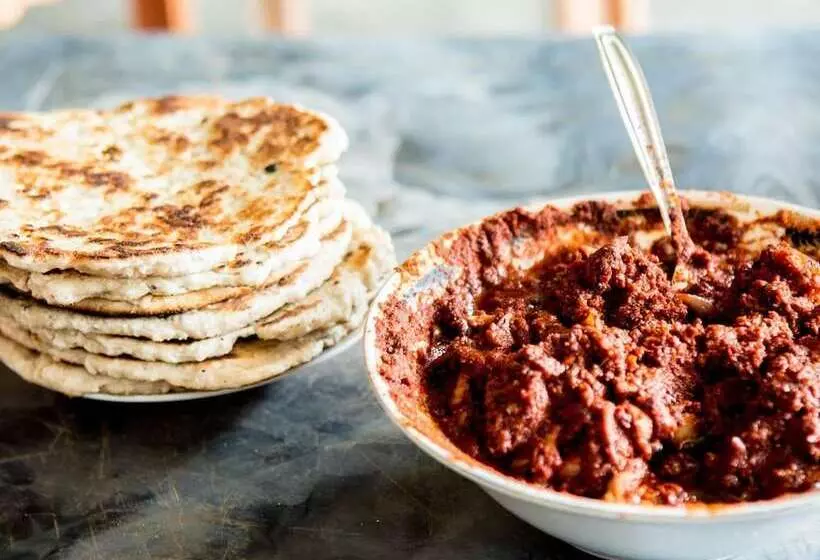 هتل Gloriya Mathews