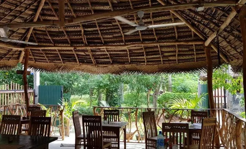 هتل Turtle Paradise