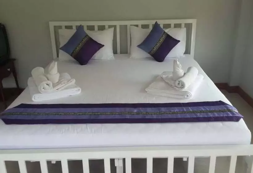 รตะธารา รีสอร์ท Ratathara Resort