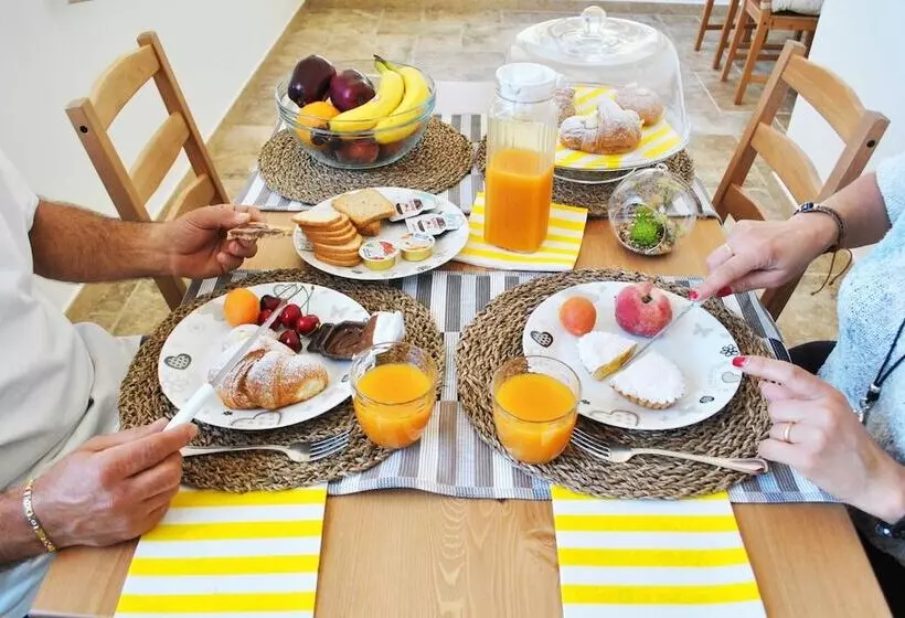 Hotelli B&b Le Mimose