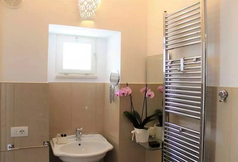 Hotelli B&b Palazzo Rochira