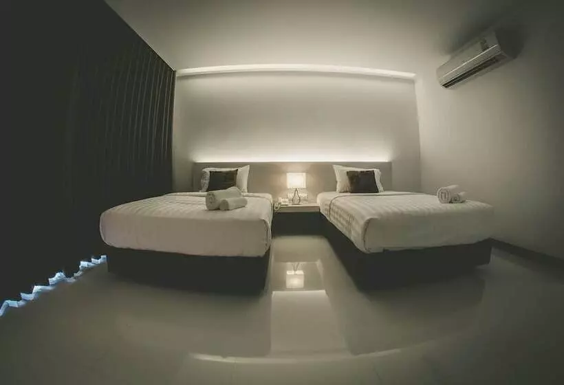 هتل Chaisaeng Villa