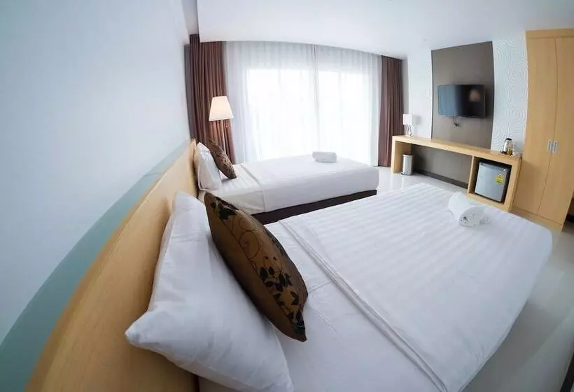 هتل Chaisaeng Villa