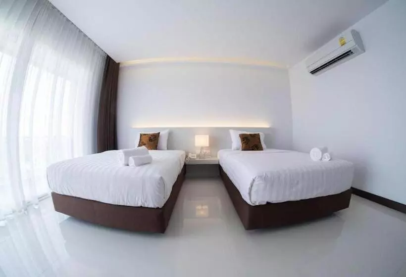 هتل Chaisaeng Villa