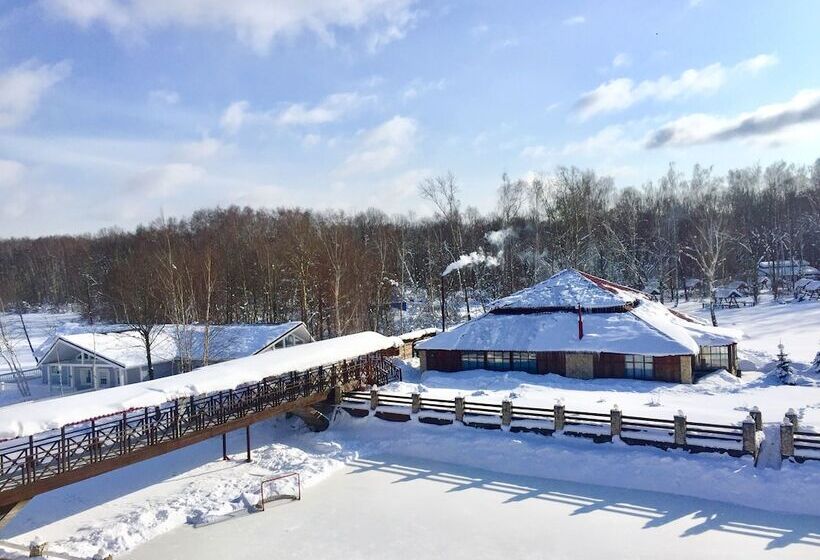 Отель Country Club Medvezhy Ozera