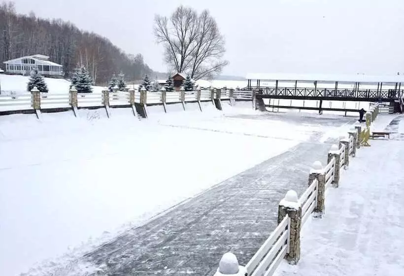 Hotelli Country Club Medvezhy Ozera