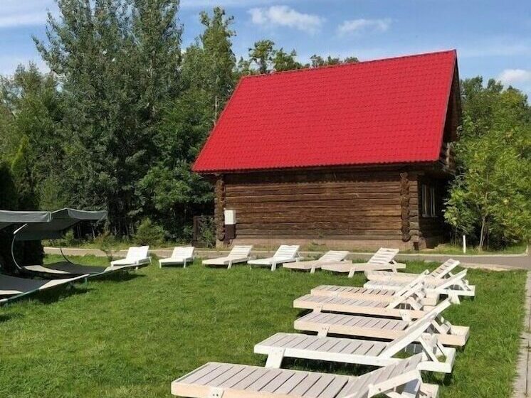 Отель Country Club Medvezhy Ozera