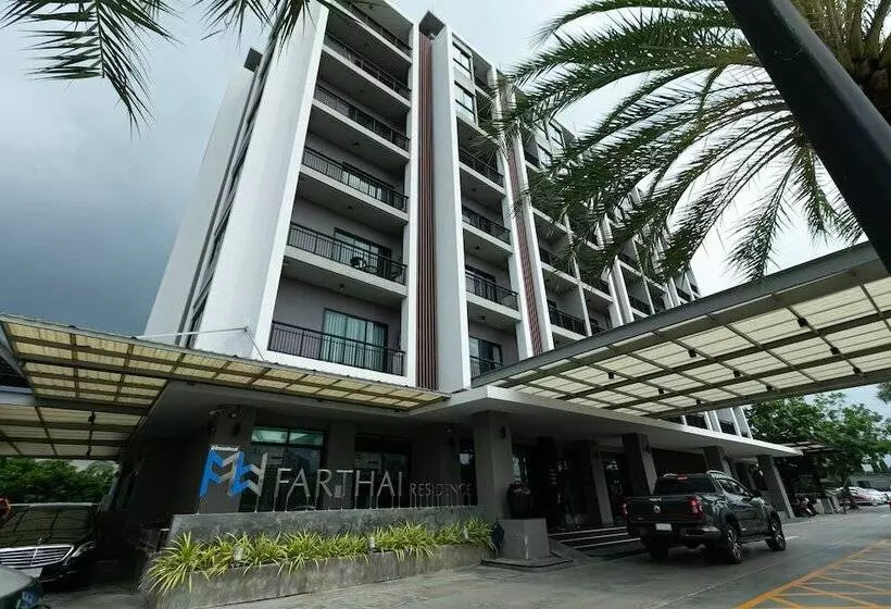 ホテル Farthai Residence