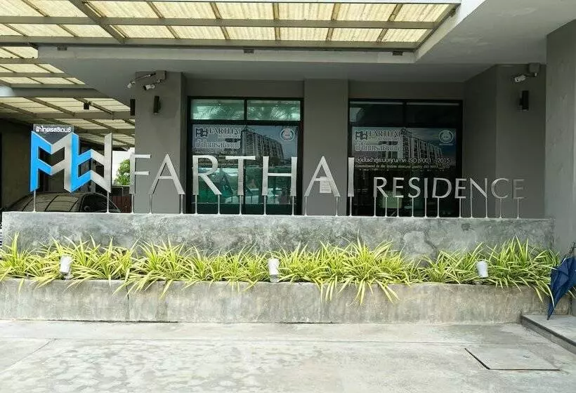 ホテル Farthai Residence