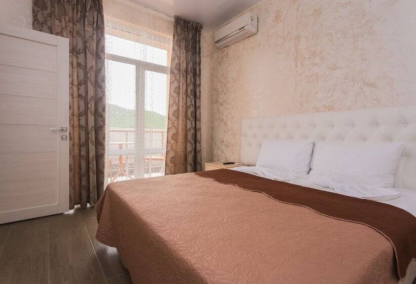 فندق Golden Sunrise