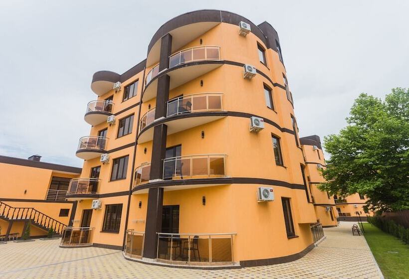 فندق Golden Sunrise