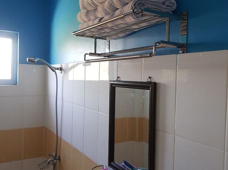 ホテル Henady Inn Annex