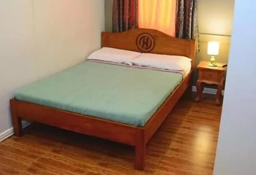 هتل Henady Inn Annex
