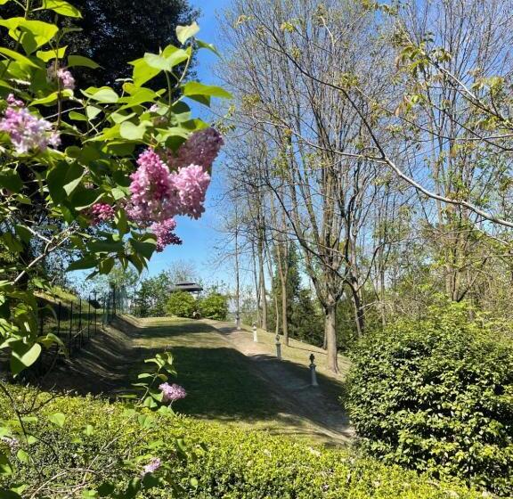 هتل Dimora Storica La Corte Delle 4 Stagioni