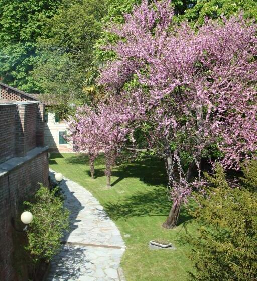 هتل Dimora Storica La Corte Delle 4 Stagioni