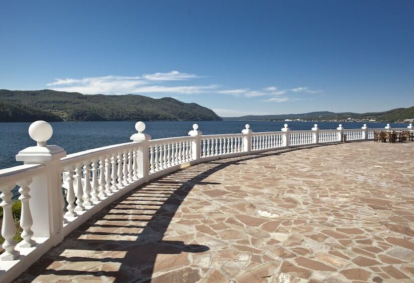 فندق Legenda Baikala