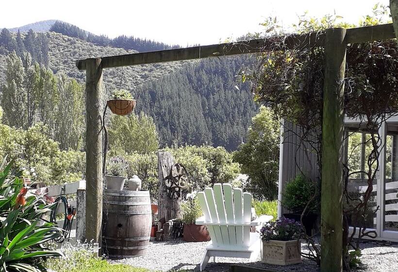 فندق Marlborough Bed And Breakfast