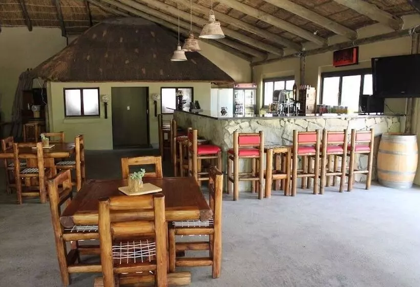 هتل Monte Christo Country Lodge
