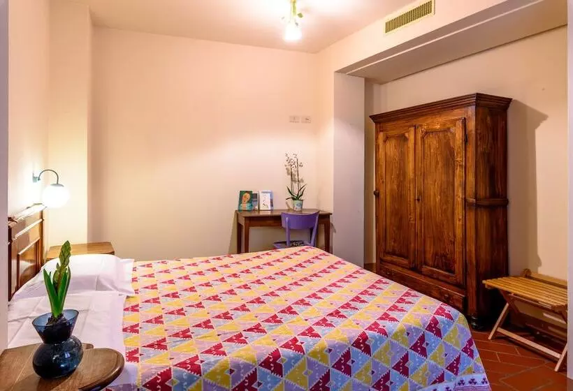 Hotelli La Locanda Del Povero Diavolo