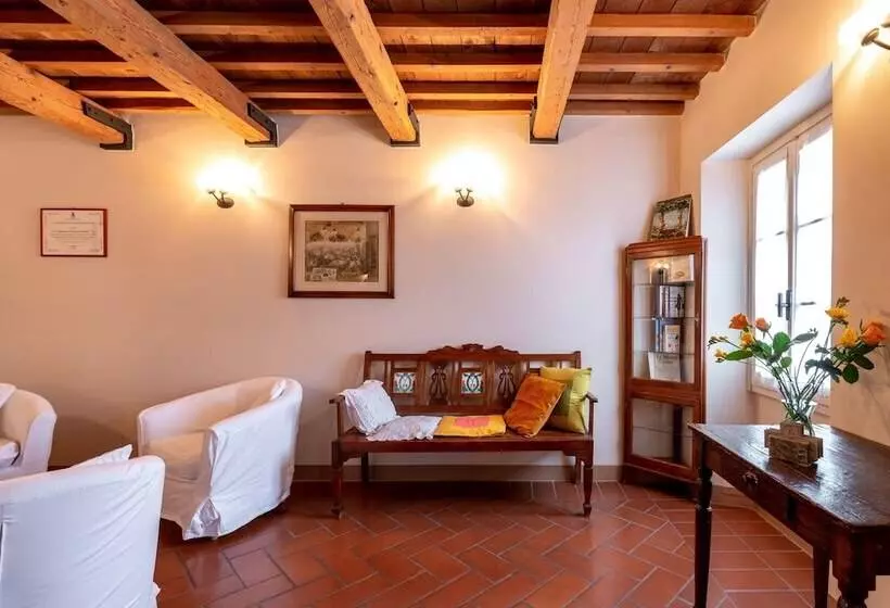 Hotelli La Locanda Del Povero Diavolo