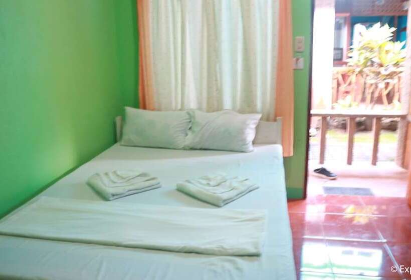 Szálloda Reddoorz At July S Haven Seaside Pension Camiguin