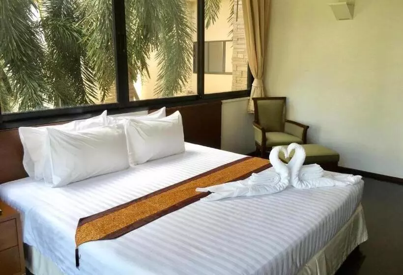 Hotelli Suwan Golf & Country Club