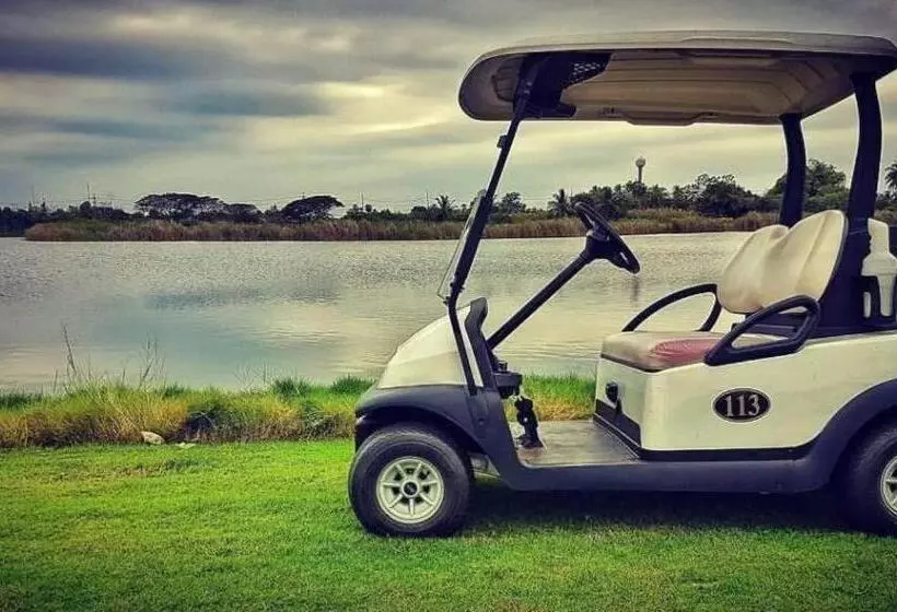 Hotelli Suwan Golf & Country Club