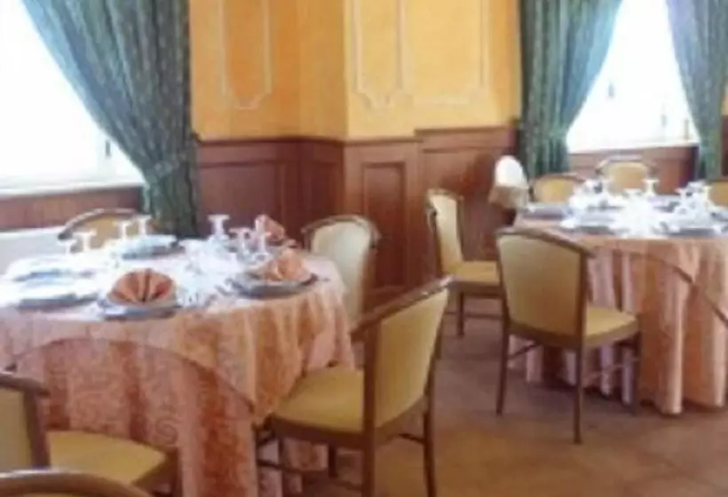 ホテル Villa Santa Maria