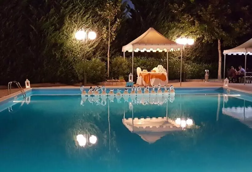 ホテル Villa Santa Maria