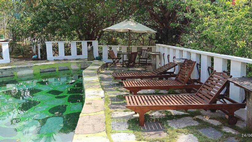 Breve Azurine Lagoon Resort