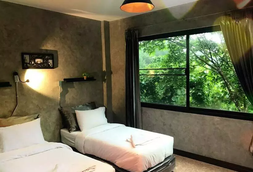 Hotelli Sut Jai House