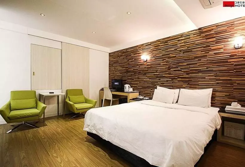 ホテル Grand Windsor