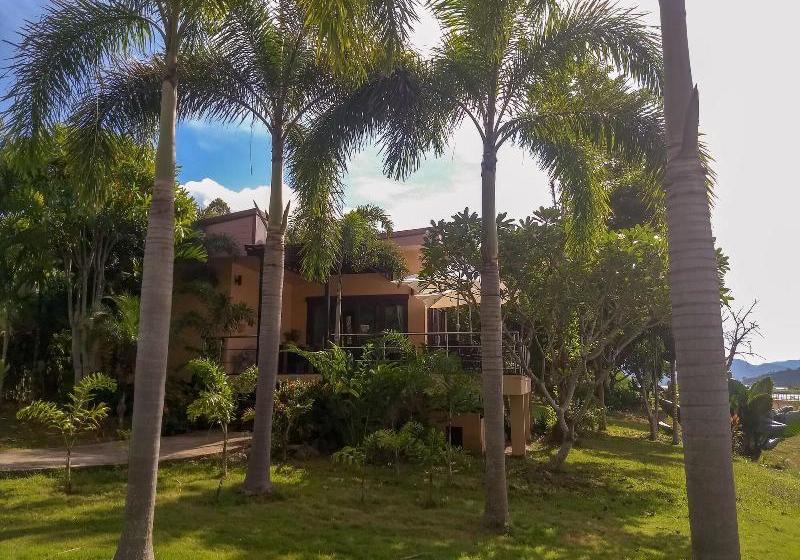 Hotelli Mekong Riverside Resort & Camping