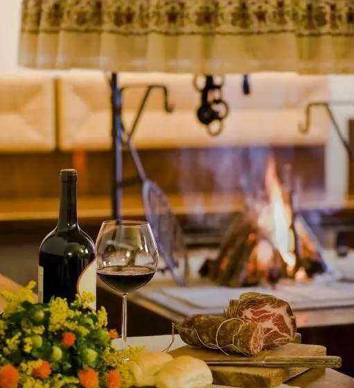 Hotelli Albergo Cristofoli