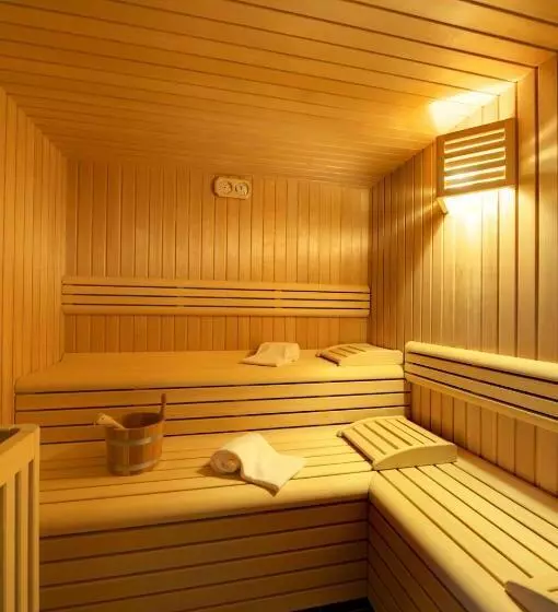 Hotelli Albergo Cristofoli