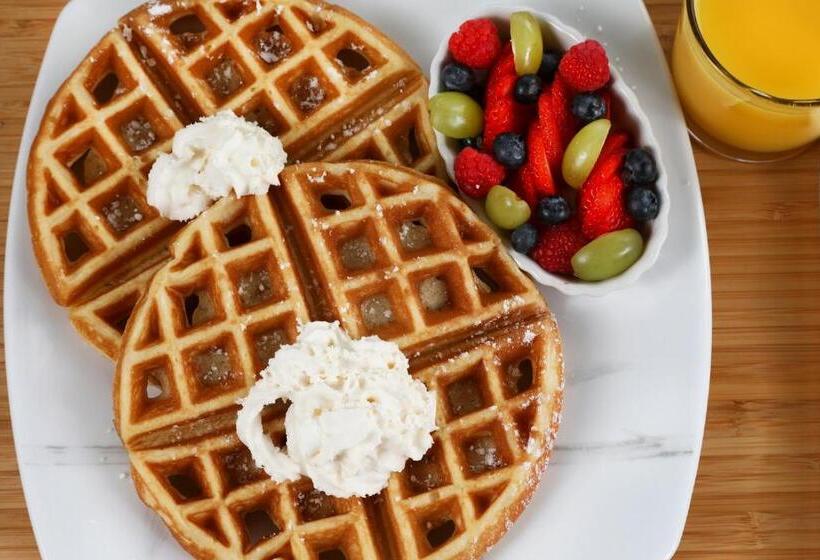 تختخواب و صبحانه The Lookout Inn