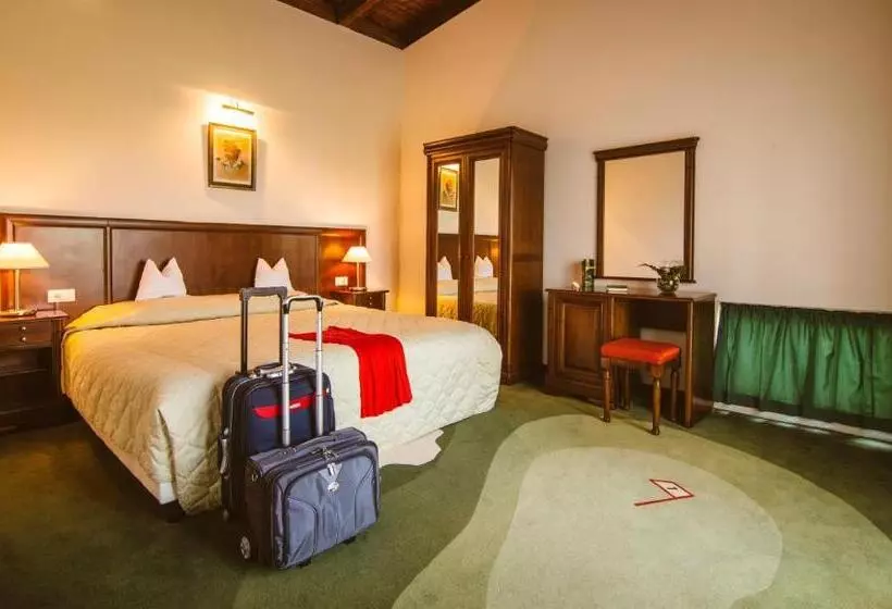 Golf Hotel Pianu