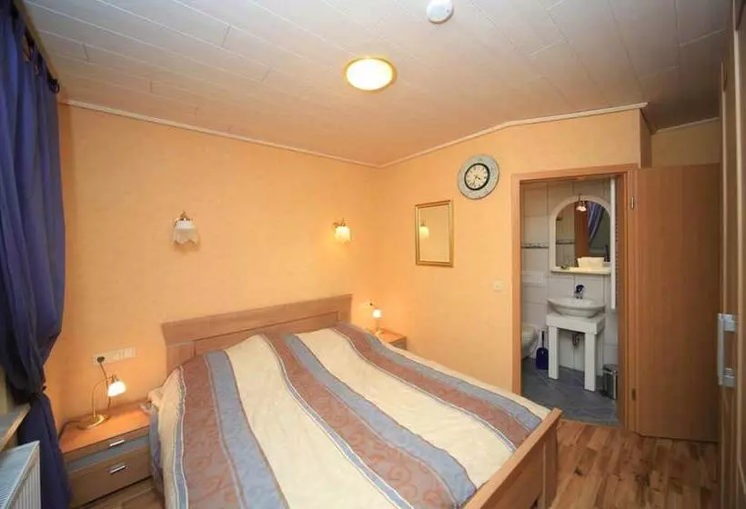 Hotelli Altes Zollhaus Nähe Luxemburg