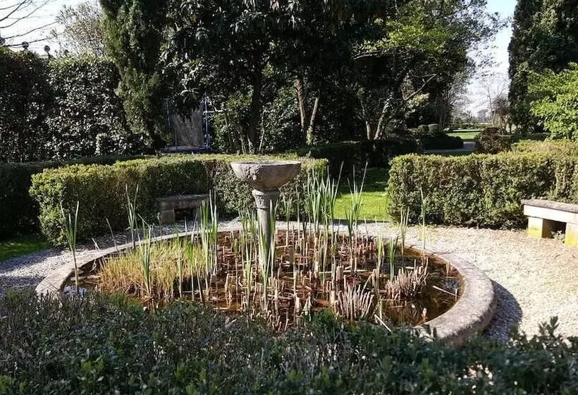 ホテル Villa Di Tissano