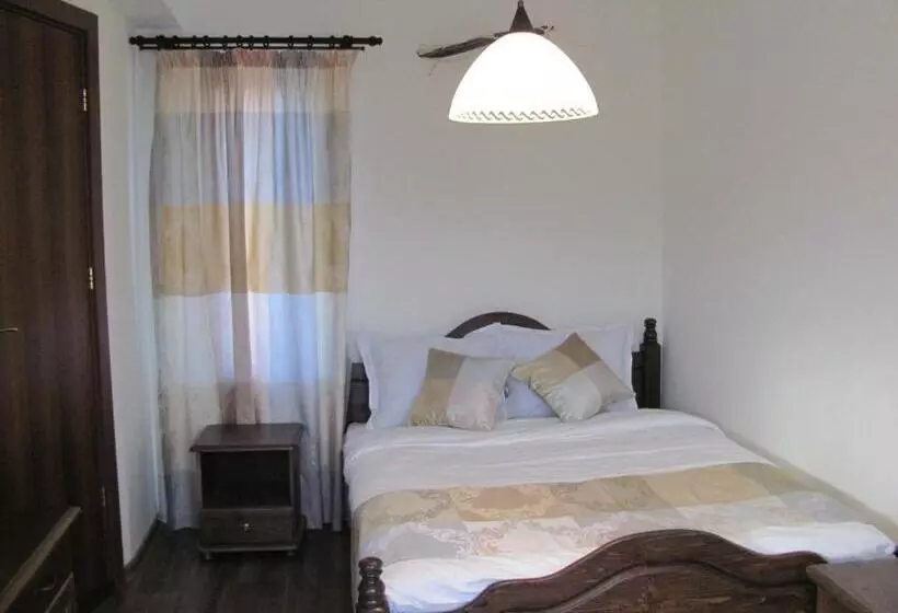 ペンション Guest House Villa Elma